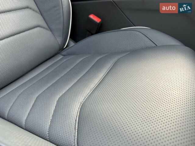 Черный Фольксваген Туарег, объемом двигателя 3 л и пробегом 4 тыс. км за 89950 $, фото 85 на Automoto.ua