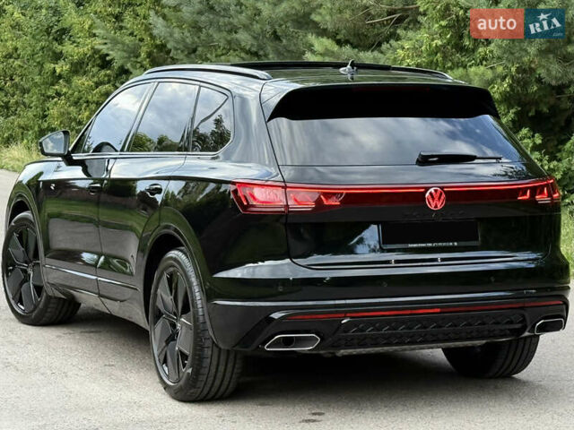 Черный Фольксваген Туарег, объемом двигателя 3 л и пробегом 4 тыс. км за 89950 $, фото 119 на Automoto.ua