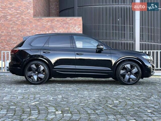 Черный Фольксваген Туарег, объемом двигателя 2.97 л и пробегом 4 тыс. км за 92900 $, фото 15 на Automoto.ua