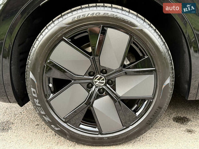 Черный Фольксваген Туарег, объемом двигателя 3 л и пробегом 4 тыс. км за 89950 $, фото 18 на Automoto.ua