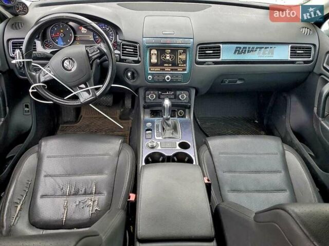 Фиолетовый Фольксваген Туарег, объемом двигателя 3 л и пробегом 129 тыс. км за 2750 $, фото 7 на Automoto.ua