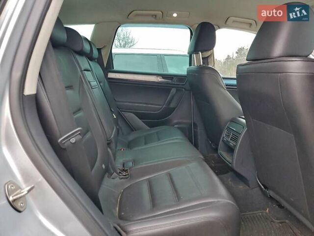 Фиолетовый Фольксваген Туарег, объемом двигателя 3 л и пробегом 129 тыс. км за 2750 $, фото 11 на Automoto.ua