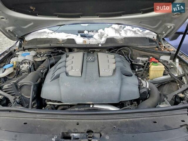 Фиолетовый Фольксваген Туарег, объемом двигателя 3 л и пробегом 129 тыс. км за 2750 $, фото 12 на Automoto.ua