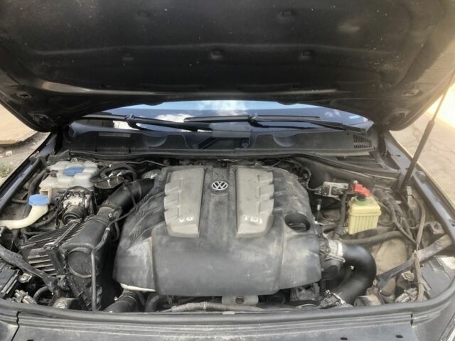 Коричневый Фольксваген Туарег, объемом двигателя 3 л и пробегом 230 тыс. км за 25000 $, фото 9 на Automoto.ua