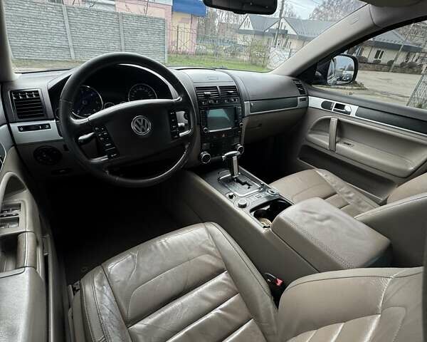 Коричневый Фольксваген Туарег, объемом двигателя 3 л и пробегом 391 тыс. км за 10900 $, фото 13 на Automoto.ua