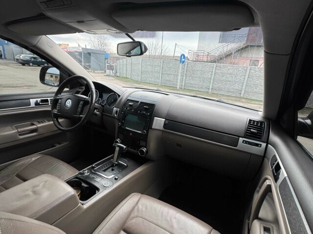 Коричневый Фольксваген Туарег, объемом двигателя 3 л и пробегом 391 тыс. км за 10900 $, фото 11 на Automoto.ua