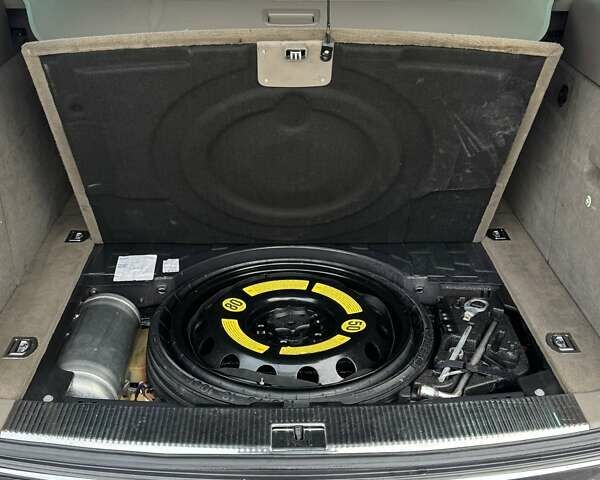 Коричневый Фольксваген Туарег, объемом двигателя 3 л и пробегом 391 тыс. км за 10900 $, фото 9 на Automoto.ua