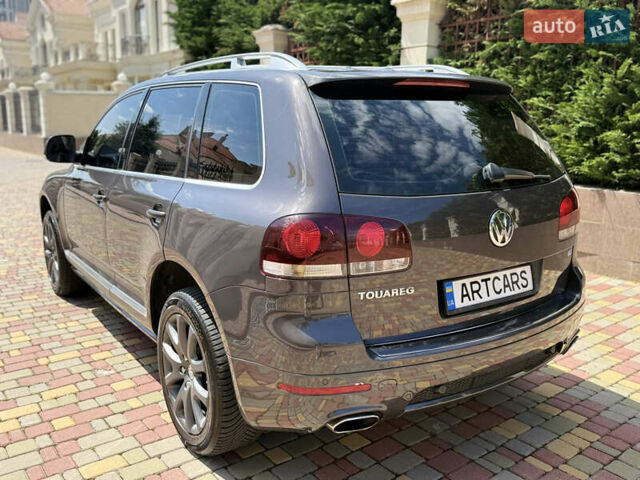 Коричневий Фольксваген Туарег, об'ємом двигуна 4.2 л та пробігом 210 тис. км за 8800 $, фото 9 на Automoto.ua