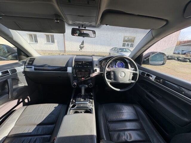 Коричневый Фольксваген Туарег, объемом двигателя 3 л и пробегом 132 тыс. км за 5500 $, фото 8 на Automoto.ua