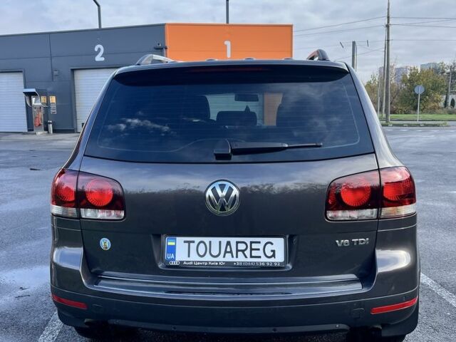 Коричневий Фольксваген Туарег, об'ємом двигуна 3 л та пробігом 308 тис. км за 14000 $, фото 8 на Automoto.ua