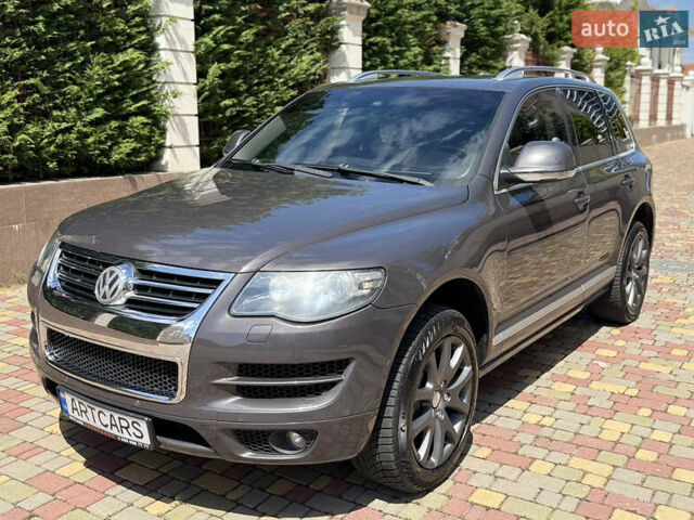 Коричневий Фольксваген Туарег, об'ємом двигуна 4.2 л та пробігом 210 тис. км за 8800 $, фото 5 на Automoto.ua