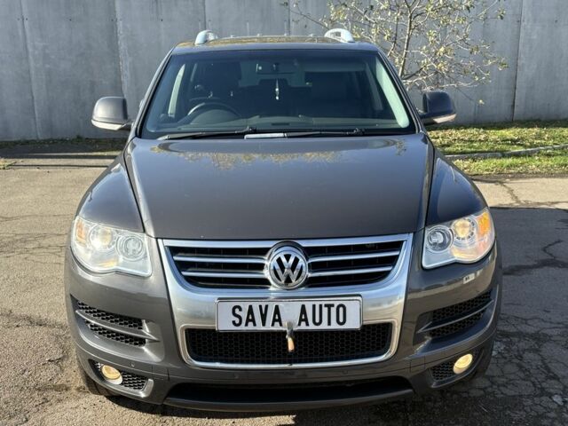 Коричневый Фольксваген Туарег, объемом двигателя 3 л и пробегом 132 тыс. км за 5500 $, фото 1 на Automoto.ua