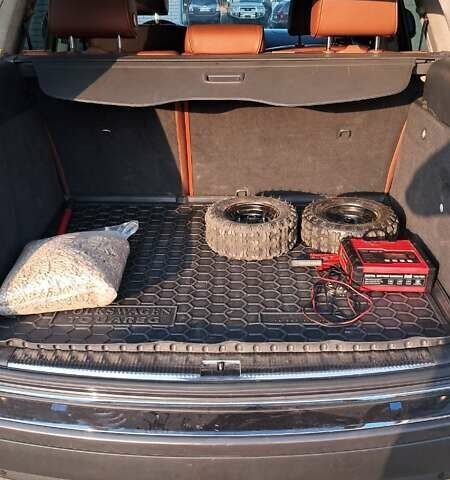 Коричневий Фольксваген Туарег, об'ємом двигуна 3.6 л та пробігом 223 тис. км за 10700 $, фото 16 на Automoto.ua