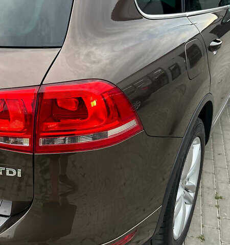 Коричневый Фольксваген Туарег, объемом двигателя 2.97 л и пробегом 365 тыс. км за 17000 $, фото 8 на Automoto.ua