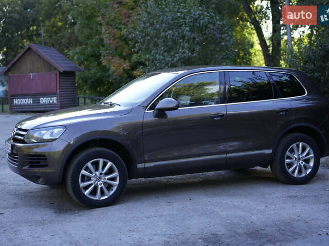 Коричневый Фольксваген Туарег, объемом двигателя 2.97 л и пробегом 304 тыс. км за 17449 $, фото 6 на Automoto.ua