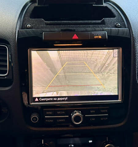 Коричневий Фольксваген Туарег, об'ємом двигуна 3.6 л та пробігом 194 тис. км за 14500 $, фото 53 на Automoto.ua