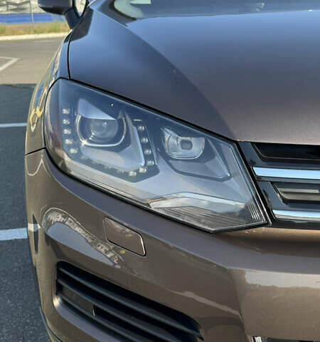 Коричневий Фольксваген Туарег, об'ємом двигуна 3.6 л та пробігом 194 тис. км за 14500 $, фото 3 на Automoto.ua