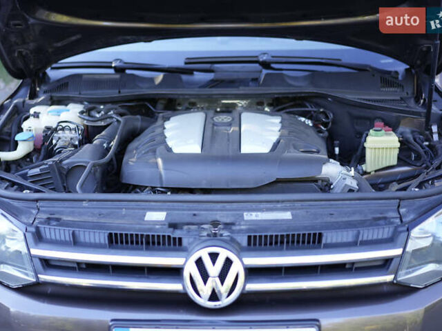 Коричневый Фольксваген Туарег, объемом двигателя 2.97 л и пробегом 304 тыс. км за 17449 $, фото 21 на Automoto.ua