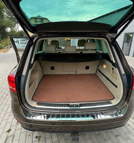 Коричневий Фольксваген Туарег, об'ємом двигуна 2.97 л та пробігом 368 тис. км за 15500 $, фото 29 на Automoto.ua