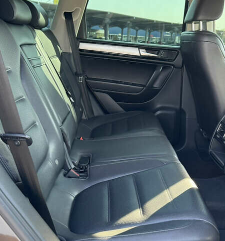 Коричневий Фольксваген Туарег, об'ємом двигуна 3.6 л та пробігом 194 тис. км за 14500 $, фото 21 на Automoto.ua