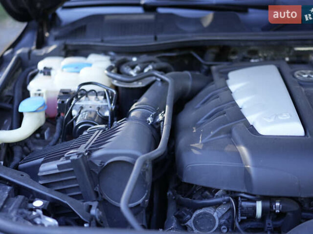 Коричневый Фольксваген Туарег, объемом двигателя 2.97 л и пробегом 304 тыс. км за 17449 $, фото 24 на Automoto.ua