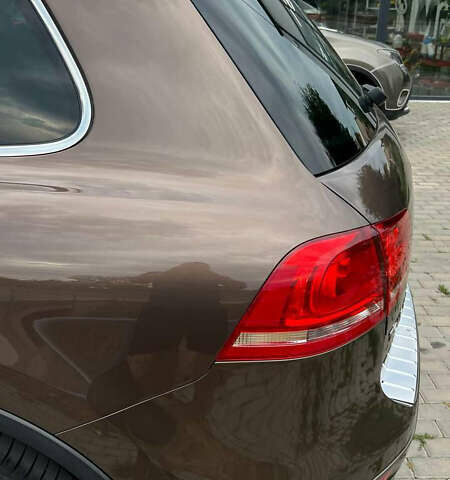 Коричневий Фольксваген Туарег, об'ємом двигуна 2.97 л та пробігом 368 тис. км за 15500 $, фото 6 на Automoto.ua