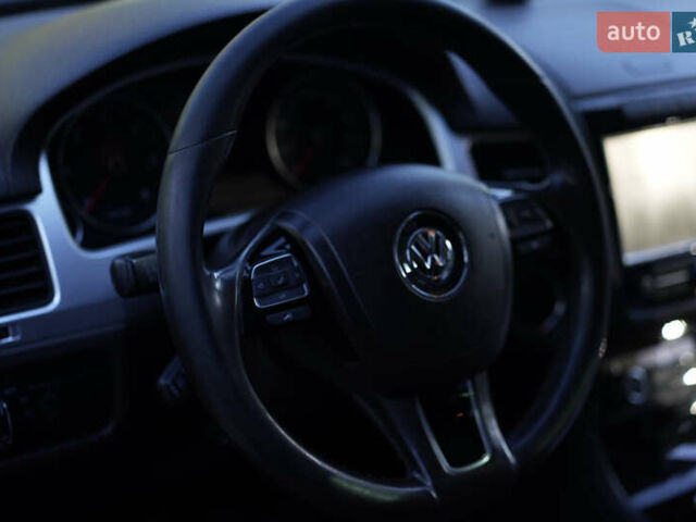 Коричневый Фольксваген Туарег, объемом двигателя 2.97 л и пробегом 304 тыс. км за 17449 $, фото 17 на Automoto.ua