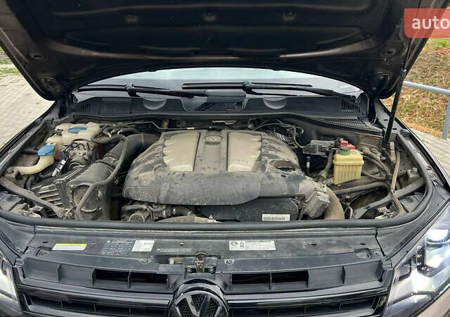 Коричневий Фольксваген Туарег, об'ємом двигуна 2.97 л та пробігом 368 тис. км за 15500 $, фото 36 на Automoto.ua