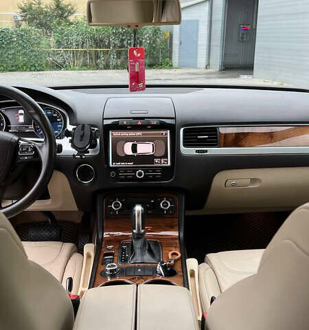 Коричневий Фольксваген Туарег, об'ємом двигуна 2.97 л та пробігом 368 тис. км за 15500 $, фото 28 на Automoto.ua