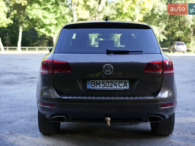 Коричневый Фольксваген Туарег, объемом двигателя 2.97 л и пробегом 304 тыс. км за 17449 $, фото 3 на Automoto.ua