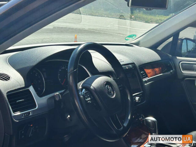 Коричневый Фольксваген Туарег, объемом двигателя 3 л и пробегом 266 тыс. км за 18500 $, фото 11 на Automoto.ua