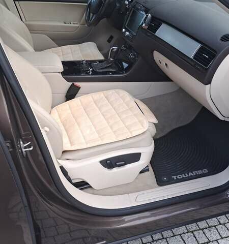 Коричневий Фольксваген Туарег, об'ємом двигуна 3.6 л та пробігом 201 тис. км за 12500 $, фото 12 на Automoto.ua