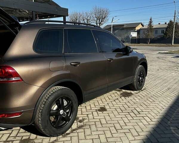 Коричневый Фольксваген Туарег, объемом двигателя 2.97 л и пробегом 274 тыс. км за 16300 $, фото 1 на Automoto.ua