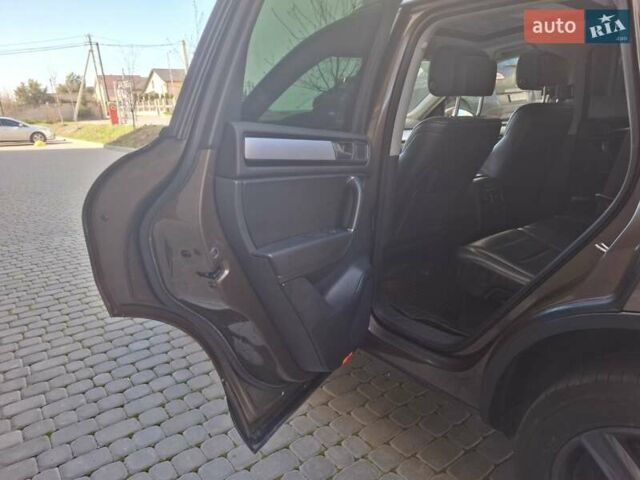 Коричневый Фольксваген Туарег, объемом двигателя 2.97 л и пробегом 295 тыс. км за 21499 $, фото 57 на Automoto.ua