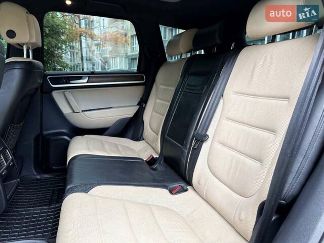 Коричневый Фольксваген Туарег, объемом двигателя 4.13 л и пробегом 294 тыс. км за 16999 $, фото 34 на Automoto.ua