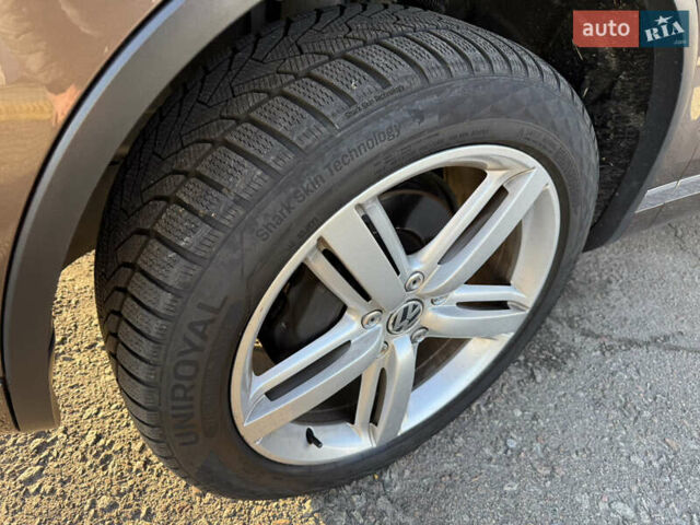 Коричневый Фольксваген Туарег, объемом двигателя 2.97 л и пробегом 151 тыс. км за 24990 $, фото 16 на Automoto.ua