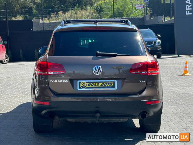 Коричневый Фольксваген Туарег, объемом двигателя 3 л и пробегом 266 тыс. км за 18500 $, фото 4 на Automoto.ua
