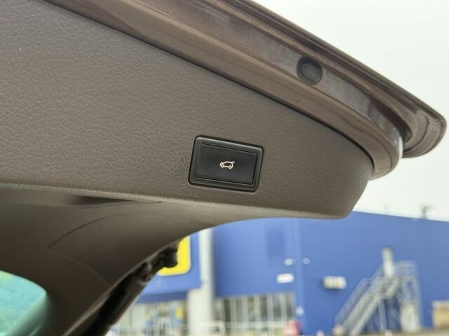 Коричневый Фольксваген Туарег, объемом двигателя 3 л и пробегом 213 тыс. км за 18000 $, фото 21 на Automoto.ua