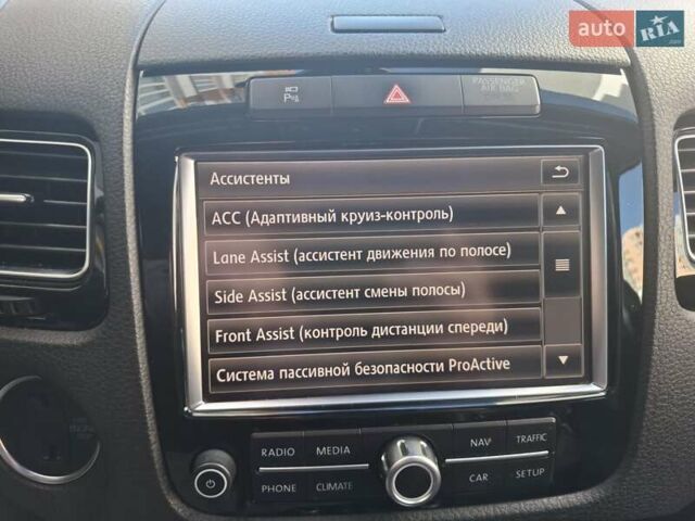 Коричневый Фольксваген Туарег, объемом двигателя 2.97 л и пробегом 295 тыс. км за 21499 $, фото 79 на Automoto.ua