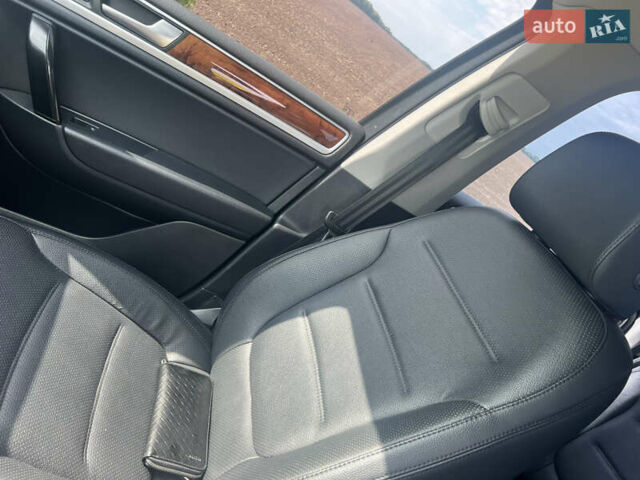 Коричневый Фольксваген Туарег, объемом двигателя 2.97 л и пробегом 284 тыс. км за 14300 $, фото 7 на Automoto.ua