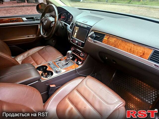 Коричневий Фольксваген Туарег, об'ємом двигуна 3 л та пробігом 152 тис. км за 24000 $, фото 11 на Automoto.ua