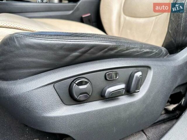 Коричневый Фольксваген Туарег, объемом двигателя 4.13 л и пробегом 294 тыс. км за 16999 $, фото 40 на Automoto.ua