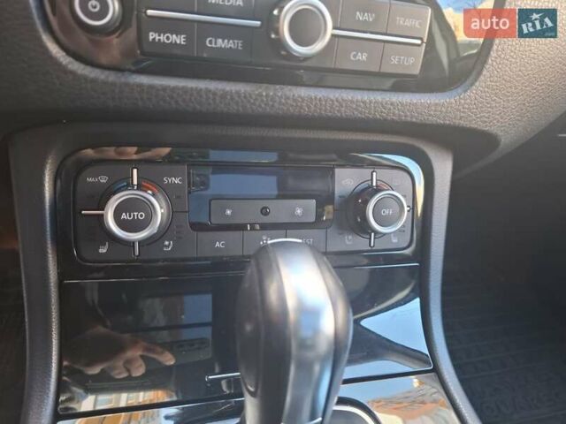 Коричневый Фольксваген Туарег, объемом двигателя 2.97 л и пробегом 295 тыс. км за 21499 $, фото 39 на Automoto.ua