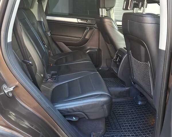 Коричневый Фольксваген Туарег, объемом двигателя 2.97 л и пробегом 295 тыс. км за 21499 $, фото 52 на Automoto.ua