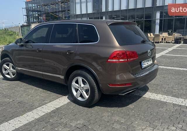 Коричневий Фольксваген Туарег, об'ємом двигуна 2.97 л та пробігом 257 тис. км за 17950 $, фото 4 на Automoto.ua
