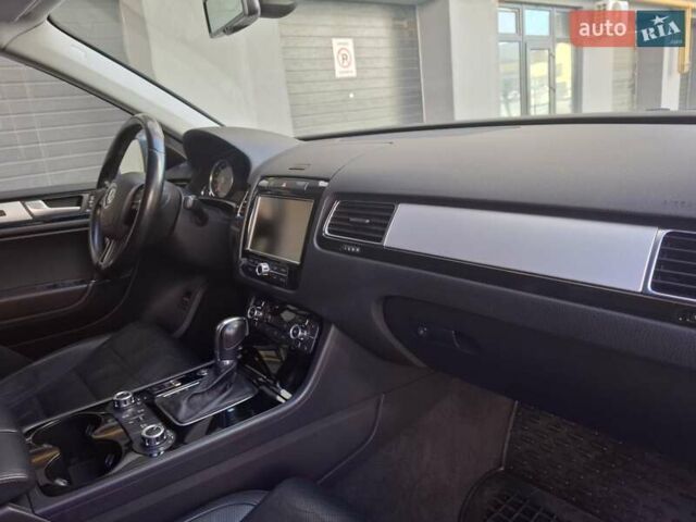 Коричневый Фольксваген Туарег, объемом двигателя 2.97 л и пробегом 295 тыс. км за 21499 $, фото 48 на Automoto.ua