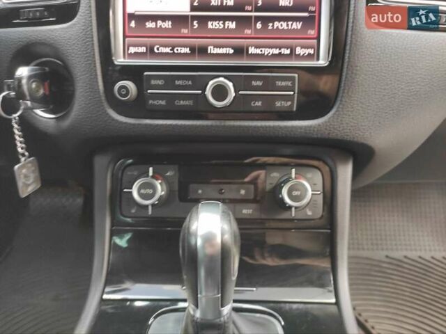 Коричневый Фольксваген Туарег, объемом двигателя 2.97 л и пробегом 211 тыс. км за 16500 $, фото 24 на Automoto.ua