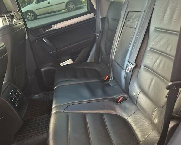 Коричневый Фольксваген Туарег, объемом двигателя 2.97 л и пробегом 295 тыс. км за 21499 $, фото 59 на Automoto.ua