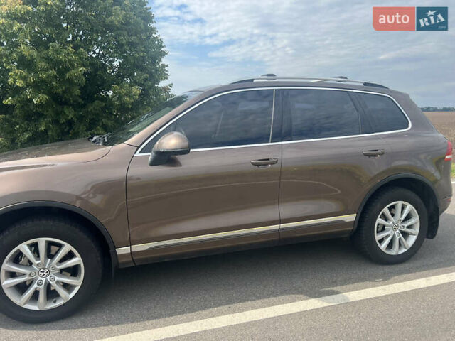 Коричневый Фольксваген Туарег, объемом двигателя 2.97 л и пробегом 284 тыс. км за 14300 $, фото 3 на Automoto.ua