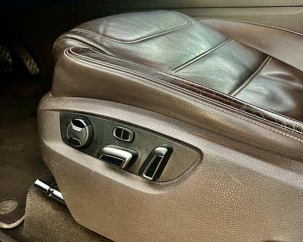 Коричневий Фольксваген Туарег, об'ємом двигуна 3 л та пробігом 222 тис. км за 17900 $, фото 20 на Automoto.ua